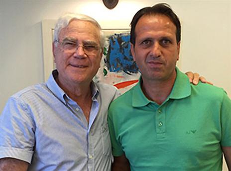 שוב ביחד. לוי ושחר (צילום: האתר הרשמי של מכבי חיפה)