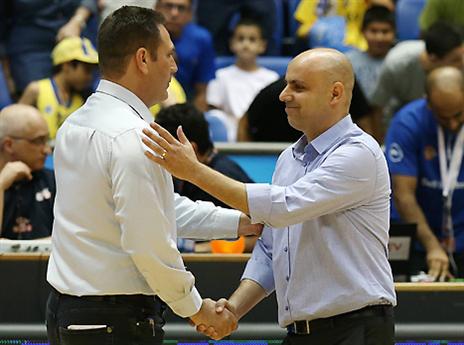 אווירה ידידותית (אלן שיבר)