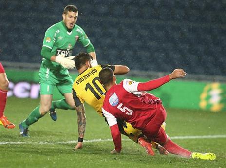 קדוש. ממשיך בסכנין (צילום: אלן שיבר)