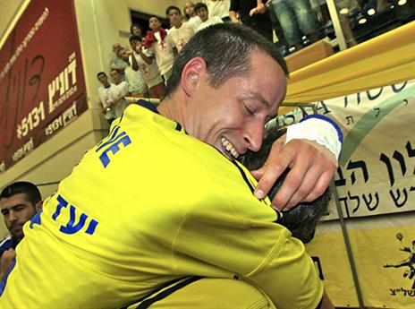 לנגליב, החליט לסגור מעגל (דוד פליגל, איגוד הכדוריד)