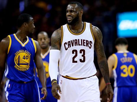 לברון. מה עוד היה יכול לעשות? (getty)