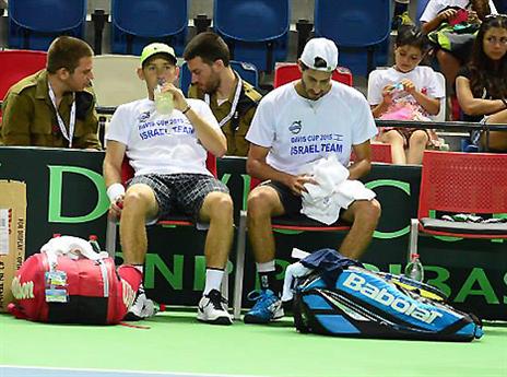 ויינטרוב וסלע. מי ישחק בזוגות? (איגוד הטניס)