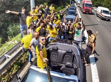 אוהדי בית"ר בבלגיה (באדיבות הבמה המרכזית)