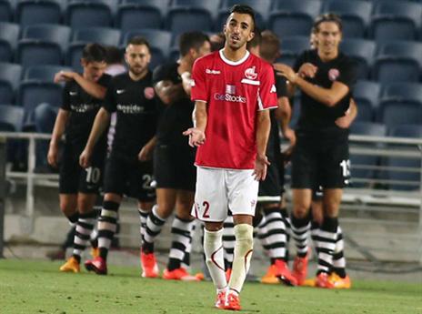 ב"ש במשחק מול תון בטדי (צילום: אלן שיבר)