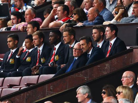 דה חאה נשאר ביציע (GETTY)