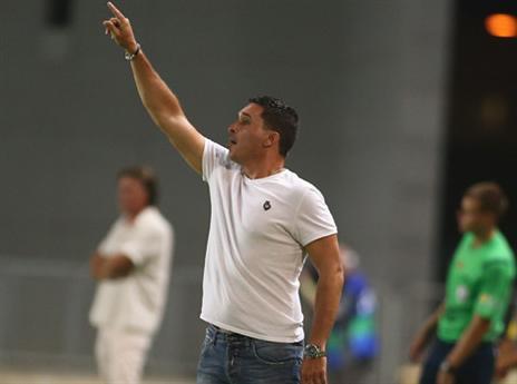 ירשום ניצחון בכורה בליגה? דורה (אלן שיבר)