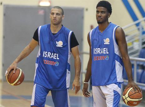 "לדוסון יש את ההזדמנות". לימונד ושון דוסון (אלן שיבר)