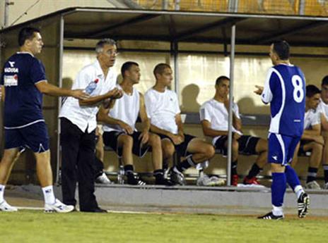 לתקופה על הקווים היתה השפעה? דיין כמאמן