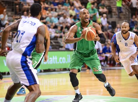 ורגאס. חיפה לא התקשתה (צילום: מיכה קיזנר)