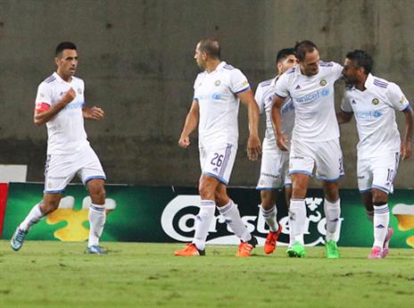 ישיגו עוד ניצחון בליגה? שחקני מכבי חוגגים