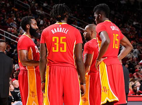 מה עובר על הרוקטס? (GETTYIMAGES)