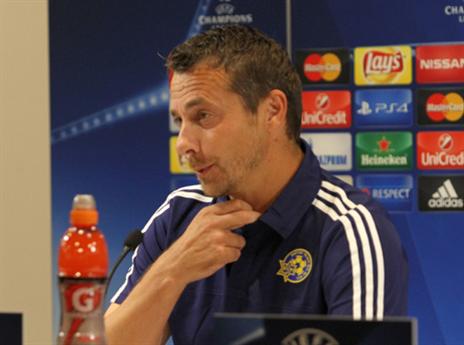 פוגש את אחד הסגלים החזקים בעולם, לדעתון. יוקאנוביץ' (יוסי שקל)