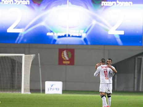 משחק של שתי מחציות (עודד קרני)