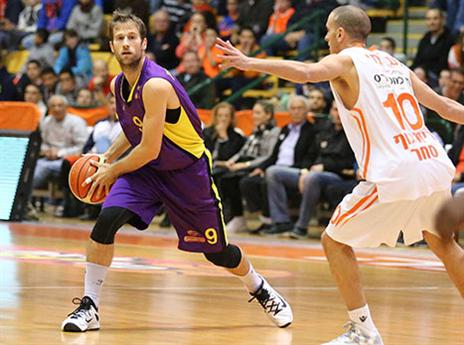 ברקוביץ' מחפש את המסירה (אלן שיבר)