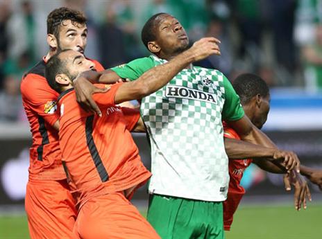 פלט. יש על הספסל בחיפה חלוצים טובים בהרבה (צילום: אלן שיבר)