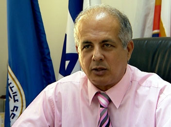 כיהן כיו"ר באותן שנים. אבי לוזון