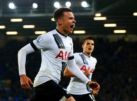 עלי חוגג אחרי השער (GETTY)