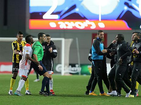 העימות אחרי שריקת הסיום