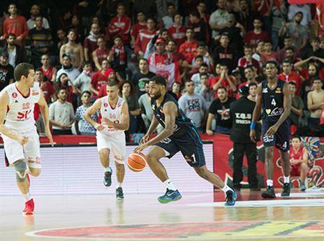 אמינו הצטיין אצל קטש (מנהלת הליגה)