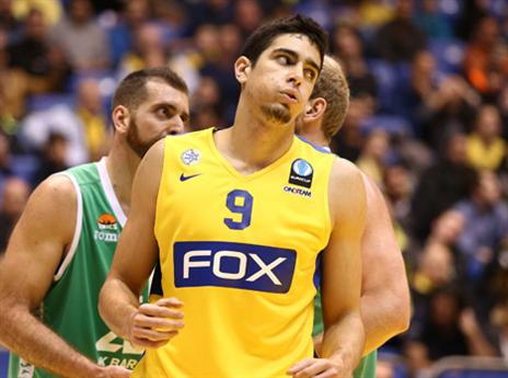 לצהובים לא הייתה תשובה לשחקנם לשעבר (צילום: אלן שיבר)