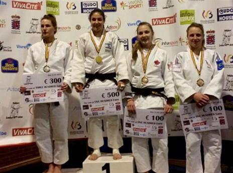 הישג גם בבלגיה. ענבל שמש על ראש הפודיום