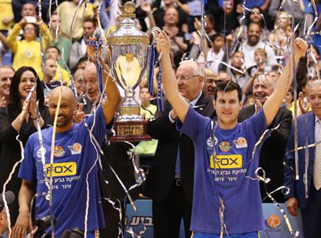 הנה, זה מגיע (אלן שיבר)