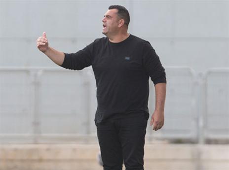 קורצקי: "אי אפשר לזרוק למים שחקני נוער במצב הזה" (עודד קרני)