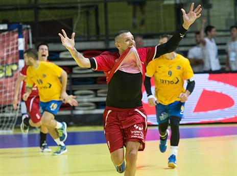 מימון בעננים (עודד קרני)