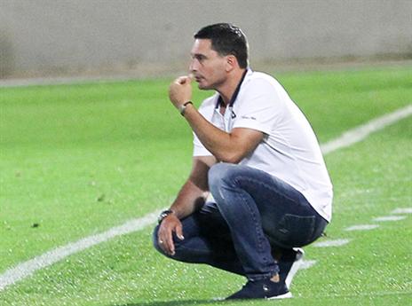 איזי מאשים את עצמו במצב של ק"ש. דורה על הקווים (סוכנות ג'יני)