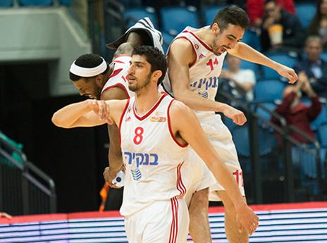 ככה חוגגים חמישי ברצף (עודד קרני)