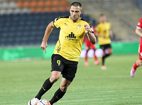 שכטר. מחכה לדבריו של טביב (דני מרון)