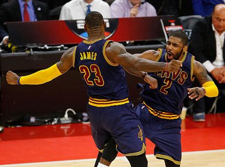 קרובים לניצחון בסדרה. לברון ואירווינג (Getty)