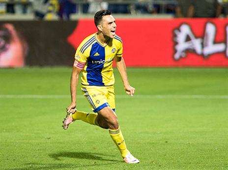 השלושער הכי עצוב שלו. זהבי