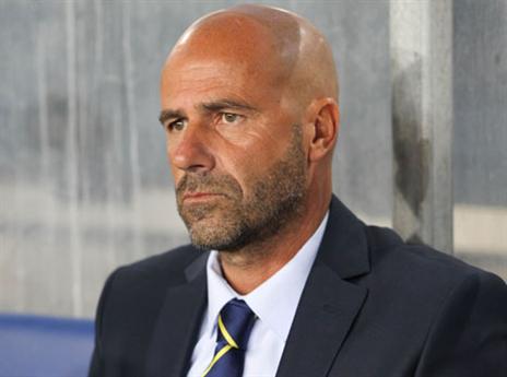 פיטר בוס במשחקו האחרון במכבי ת"א ראה את הגביע מתרחק ממנו (דני מרון)