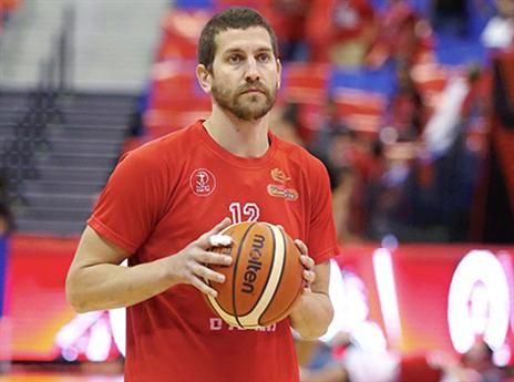 משחקו האחרון בקריירה? נאור (אלן שיבר)