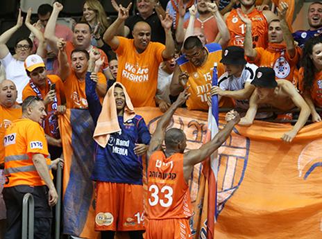 אחרי עונה מלאת תהפוכות, ראשל"צ בפיינל פור (יוסי שקל)