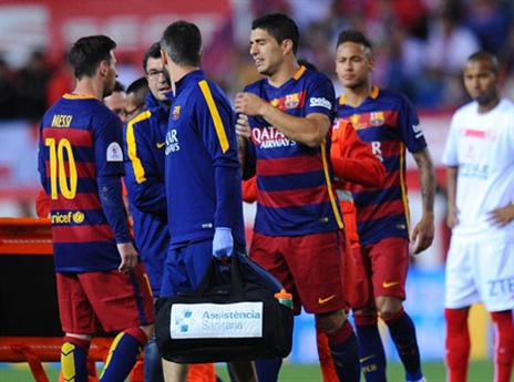 באורוגוואי מתפללים (GETTYIMAGES)