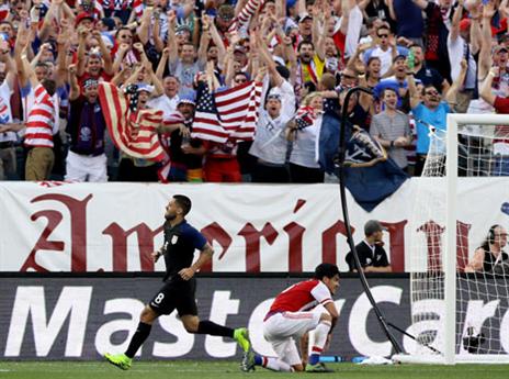 דמפסי הטריף את הקהל (GETTY)