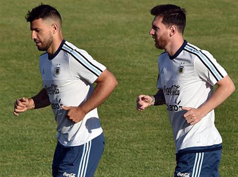 מסי בהרכב, אגוארו עשוי לשלם את המחיר (getty)