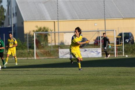 מודל לחיקוי. בניון (מכבי ת"א האתר הרשמי)