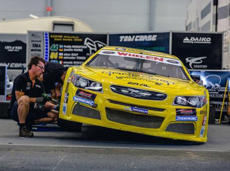 נהג מירוצים מאבד 3 ק"ג במירוץ אחד. דיאטה יעילה