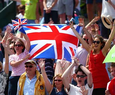 הקהל לא הפסיק לעודד את המקומי (getty)