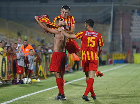 סירושטיין. מצטרף רשמית