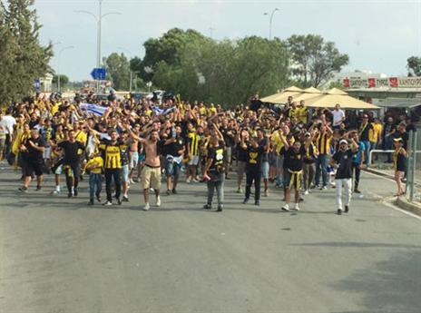 (נדב שטראוכלר)