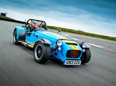 התוצר הקיצוני ביותר של החברה. קייטרהם R620