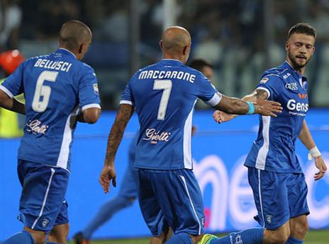 שחקני אמפולי חוגגים (getty)