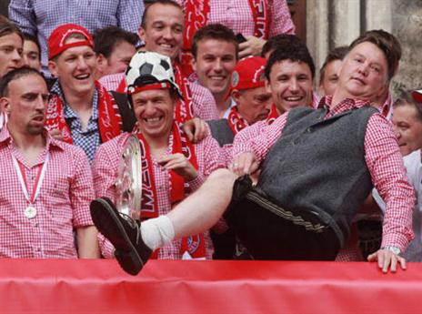 עשה חיים בגרמניה. ואן חאל בבאיירן (gettyimages)