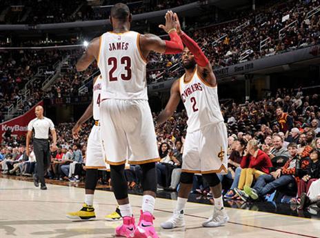 ג'יימס ואירווינג מרגישים טוב (GETTY)