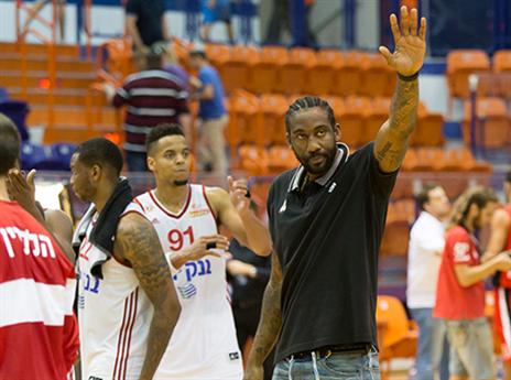 יחזור לפתיחת העונה האירופית. סטודמאייר (עודד קרני)