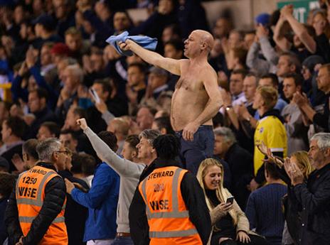 הקהל של מילוול אחד האלימים באירופה (getty)